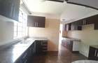 4 Bed Townhouse with En Suite at Lavington - 17