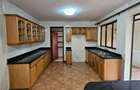 3 Bed Apartment with En Suite at Lavington - 18