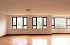 3 Bed Apartment with En Suite in Riverside - 5