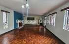 7 Bed House with En Suite in Kitisuru - 1