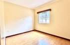 5 Bed Townhouse with En Suite in Lavington - 8