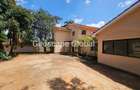 5 Bed House with En Suite in Kyuna - 1