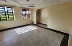 4 Bed House with En Suite at Kahuho - 3