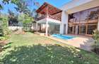 5 Bed Townhouse with En Suite at Lavington Green - 19