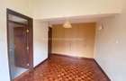 6 Bed Townhouse with En Suite at Lavington - 20