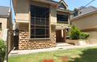 5 Bed Townhouse with En Suite at Lavington - 14