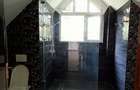 7 Bed House with En Suite in Runda - 16