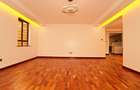 4 Bed Townhouse with En Suite at Maragara Road - 5
