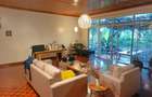 4 Bed House with En Suite at Loresho Crescent - 11