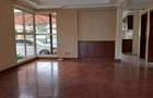 5 Bed Townhouse with En Suite at Lavington - 2