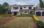 4 Bed House with En Suite at Nyari Close - 4