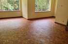 5 Bed Villa with En Suite in Nyari - 12
