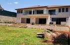 5 Bed House with En Suite in Runda - 1