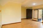 4 Bed Villa with En Suite in Redhill - 29