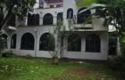 4 Bed Townhouse with En Suite at Riverside Drive - 1
