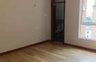 3 Bed Apartment with En Suite in Riverside - 18