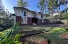 5 Bed Townhouse with En Suite in Rosslyn - 1