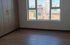 3 Bed Apartment with En Suite at Parklands - 8
