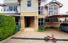 5 Bed Villa with En Suite in Lavington - 3