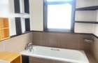5 Bed Townhouse with En Suite in Lavington - 12