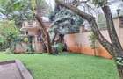 5 Bed Townhouse with En Suite at Lavington - 20