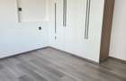 Serviced 2 Bed Apartment with En Suite at Valley Arcade - 9