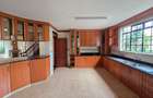 5 Bed Townhouse with En Suite in Lavington - 10