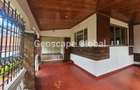 4 Bed House with En Suite in Rosslyn - 15