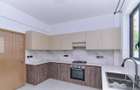 3 Bed Apartment with En Suite at Brookside - 7