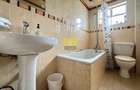 4 Bed Townhouse in Lavington - 9
