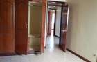 5 Bed Townhouse with En Suite at Valley Arcade - 16