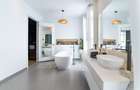 4 Bed Townhouse with Swimming Pool at Crawford Road - 18