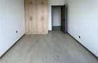 4 Bed Apartment with En Suite at Oledume Road - 8