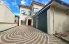 5 Bed House with En Suite at Kyuna - 1