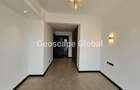 3 Bed Apartment with En Suite in Riverside - 1