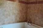 5 Bed House with En Suite in Rosslyn - 17