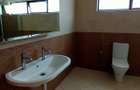 5 Bed Townhouse with En Suite in Brookside - 11