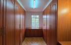 5 Bed House with En Suite in Runda - 7