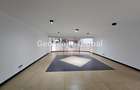 3 Bed Apartment with En Suite in Riverside - 4