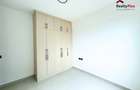 3 Bed Apartment with En Suite at Brookeside Drive - 11