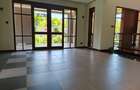 4 Bed House with En Suite in Runda - 2