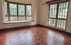 5 Bed Townhouse with En Suite in Runda - 12