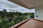 3 Bed Apartment with En Suite at The Colosseum - 5