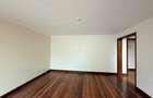 5 Bed Townhouse with En Suite in Lavington - 11
