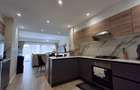 Serviced 2 Bed Apartment with En Suite in Riverside - 2