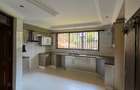 4 Bed Townhouse with En Suite in Runda - 11