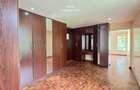 5 Bed Townhouse with En Suite in Lavington - 6