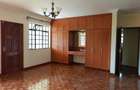 4 Bed Townhouse with En Suite in Lavington - 12
