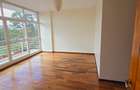 5 Bed Townhouse with En Suite at Convent Drive - 10