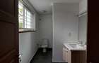 5 Bed Townhouse with En Suite in Lavington - 6
